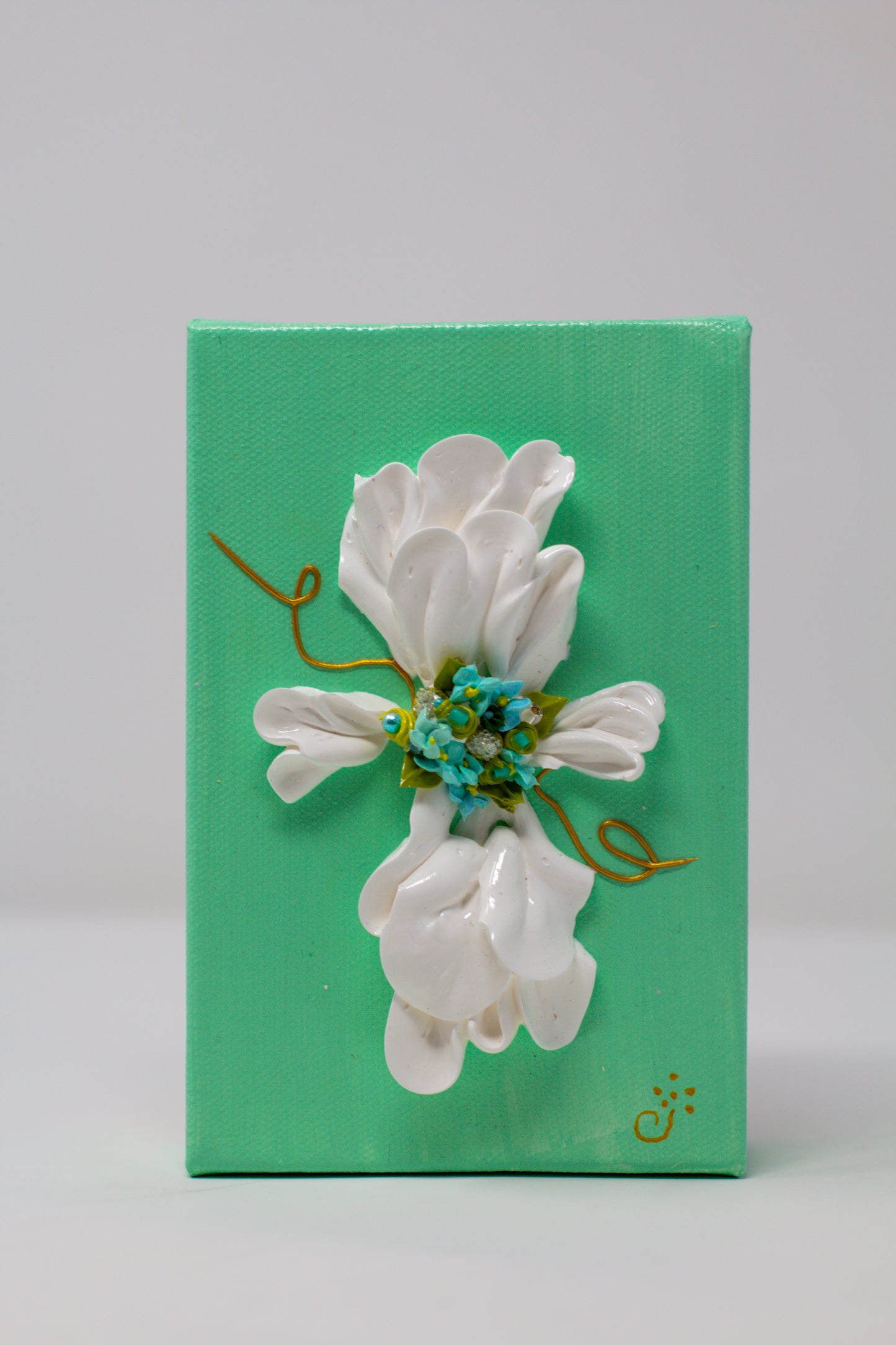 Cross with Hydrangeas