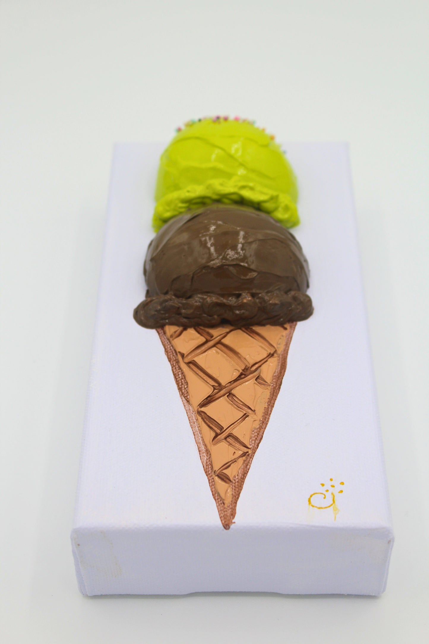 Double Scoop Ice Cream - Chocolate and Lime